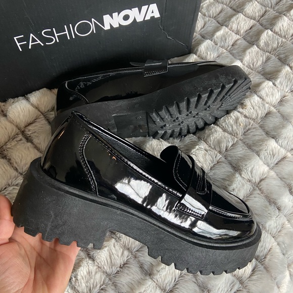 NIB Fashion Nova Loafers - Picture 7 of 8